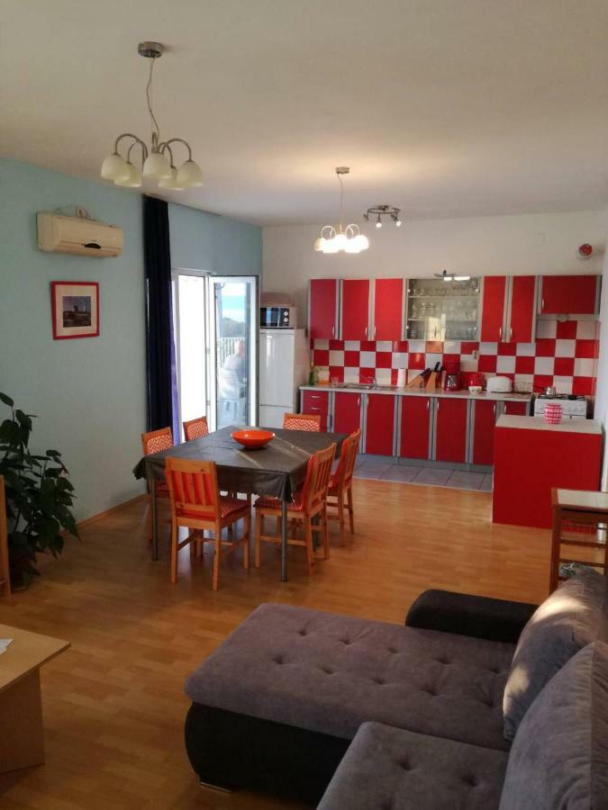 Вилла House Zara Масленица Экстерьер фото